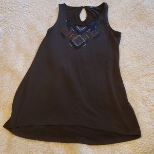 Sleeveless top